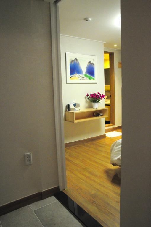Bed & Breakfast Seochon Suran 2*